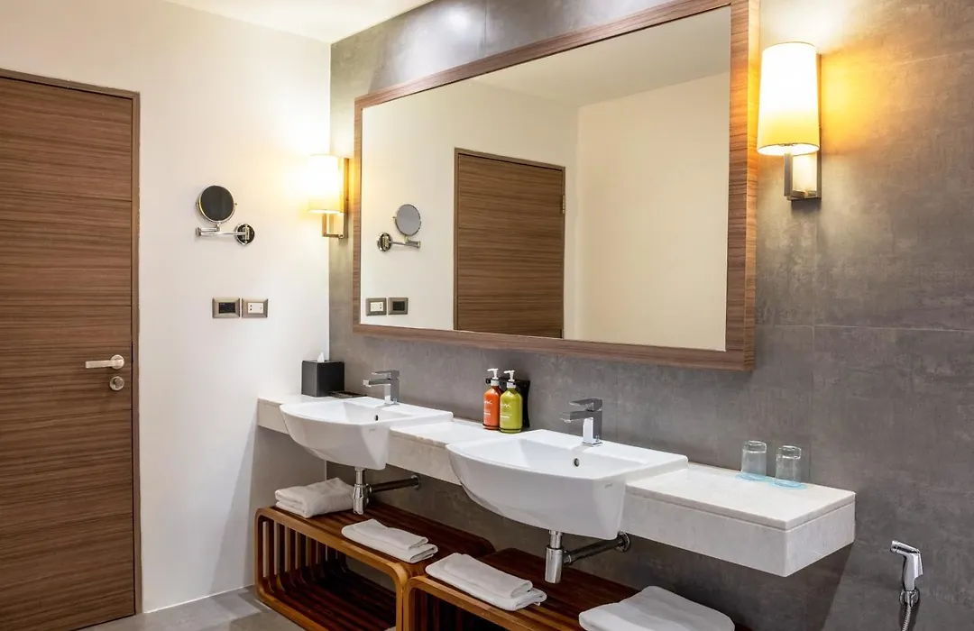 Holiday Inn Resort Phuket Karon Beach By Ihg-1